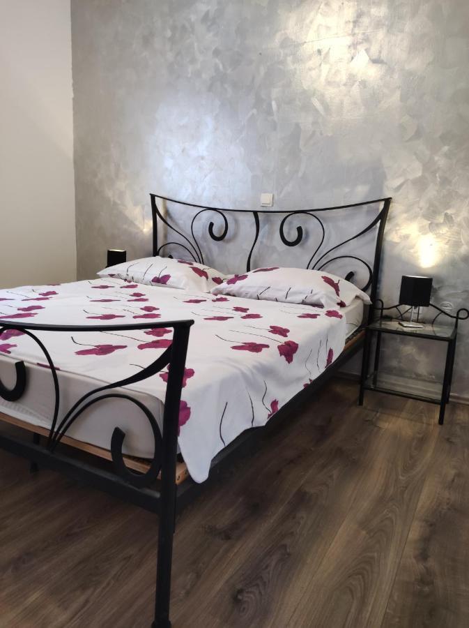 Cozy Apartment In Split In Nice Quiet Neighborhood Esterno foto