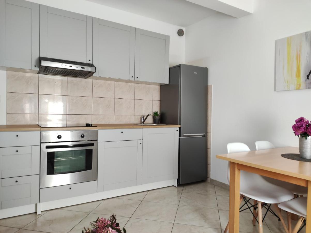 Cozy Apartment In Split In Nice Quiet Neighborhood Esterno foto